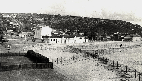 A black and white photo of Collaroy beach