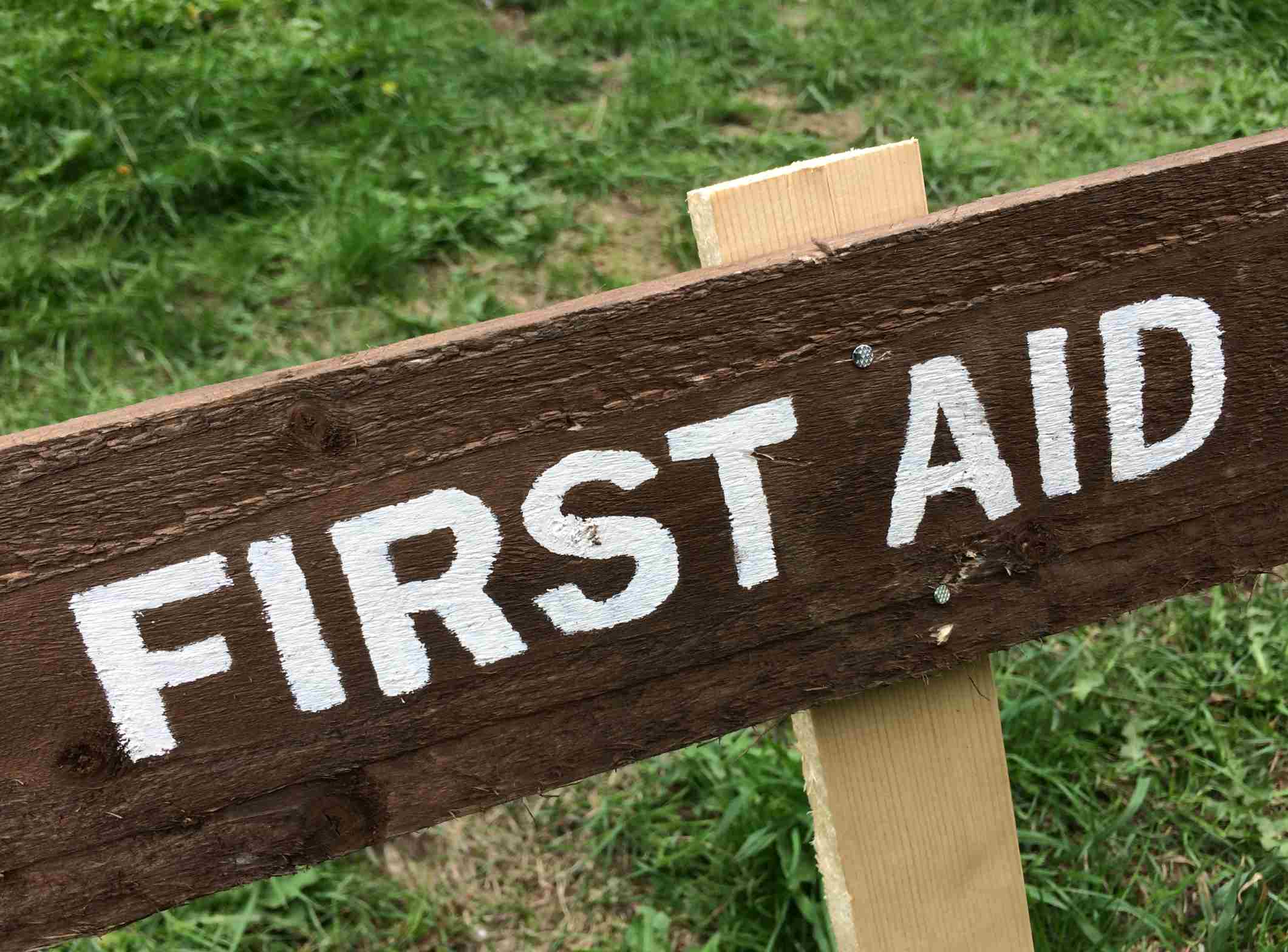 First Aid sign 